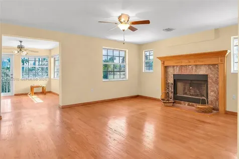 5309 Alton Road Miami Beach FL 33140