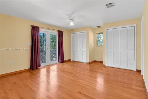 5309 Alton Road Miami Beach FL 33140