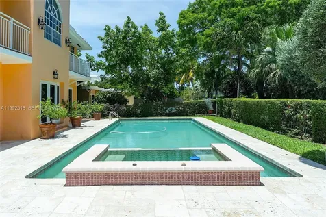 5309 Alton Road Miami Beach FL 33140