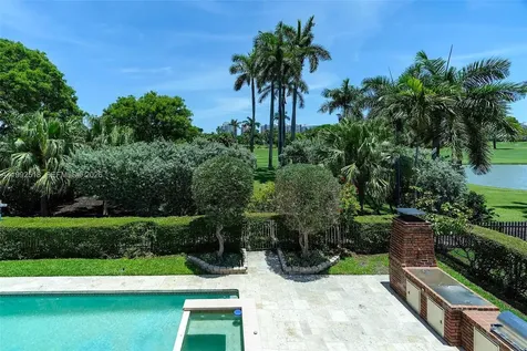 5309 Alton Road Miami Beach FL 33140