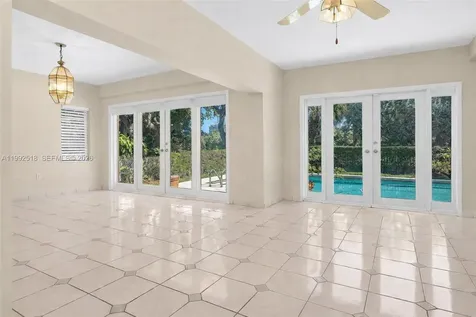 5309 Alton Road Miami Beach FL 33140