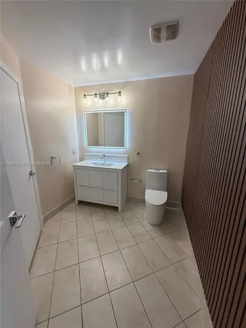 1900 N Bayshore Drive Miami FL 33132