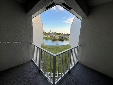 8135 Sunrise Lakes Boulevard Sunrise FL 33322