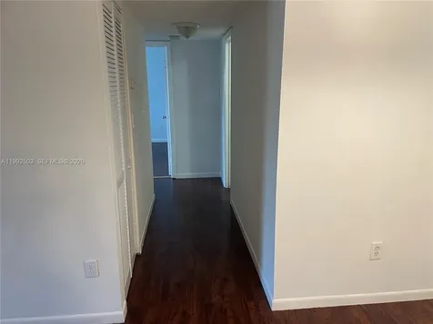 819 NE 199th Street Miami FL 33179