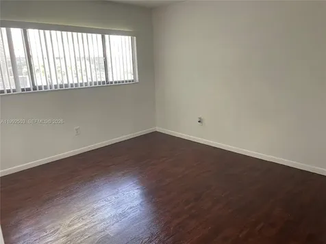 819 NE 199th Street Miami FL 33179