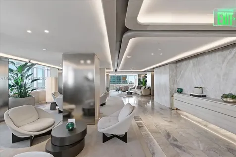 1395 Brickell Avenue Miami FL 33131