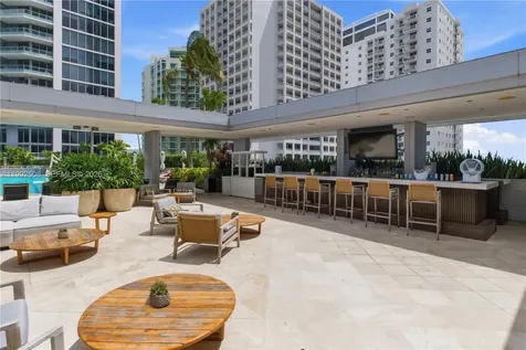 1395 Brickell Avenue Miami FL 33131
