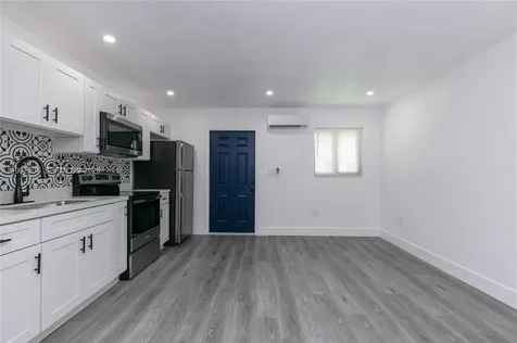6125 SW 40th Court Miramar FL 33023