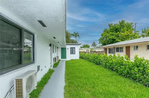 6125 SW 40th Court Miramar FL 33023