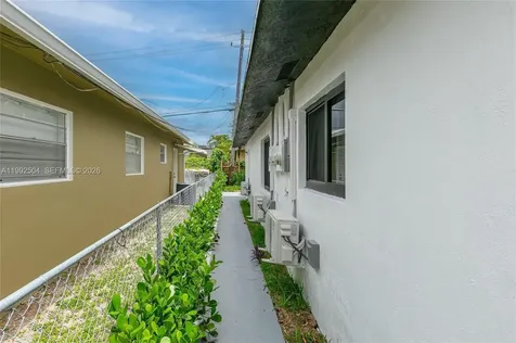 6125 SW 40th Court Miramar FL 33023