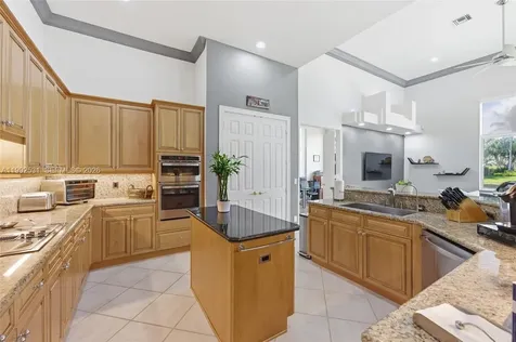 2488 Provence Circle Weston FL 33327