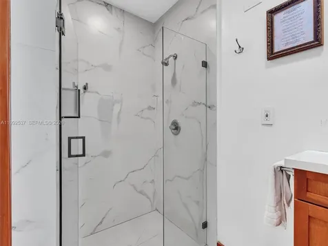371 NW 101st Terrace Pembroke Pines FL 33026