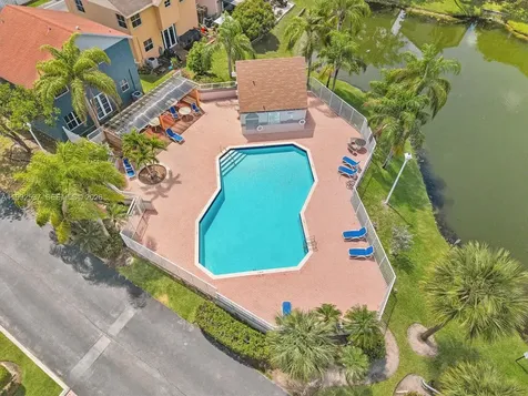 371 NW 101st Terrace Pembroke Pines FL 33026