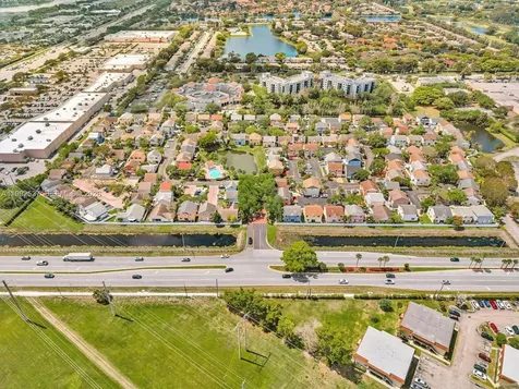 371 NW 101st Terrace Pembroke Pines FL 33026