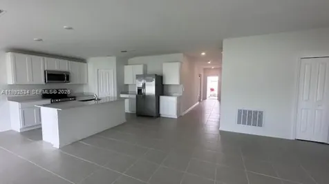 303 Artemis Lake Wales FL 33853