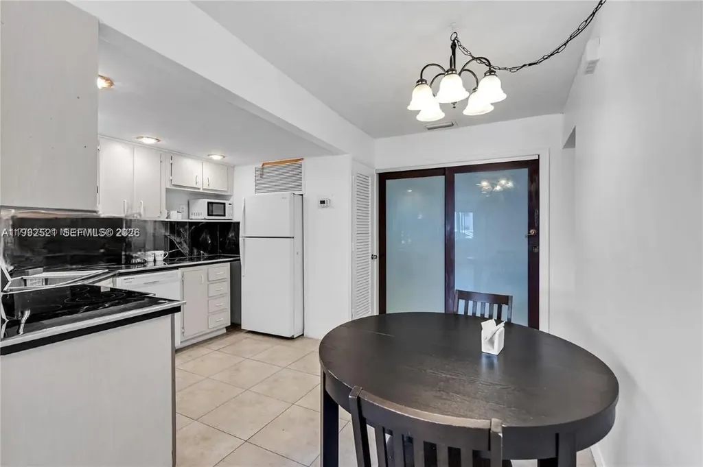 2175 NE 56th Street Fort Lauderdale FL 33308