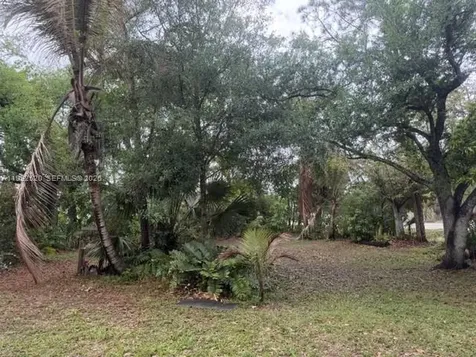 13086 N 55th Road N West Palm Beach FL 33411
