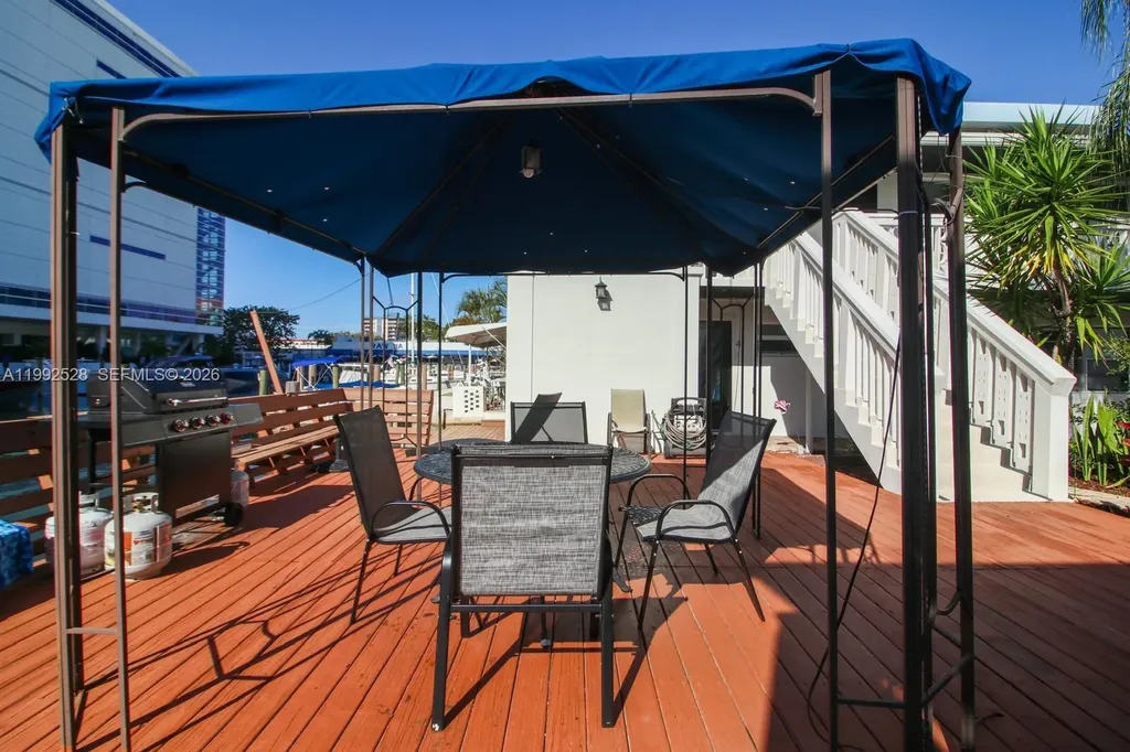 1440 SE 15th Street Fort Lauderdale FL 33316