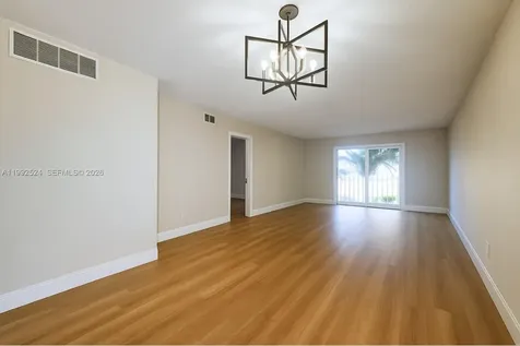 333 NW 17th Court Fort Lauderdale FL 33311