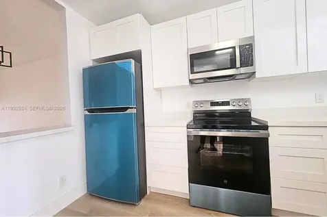 333 NW 17th Court Fort Lauderdale FL 33311