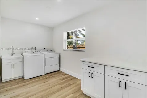 404 Highwood Circle Jupiter FL 33458