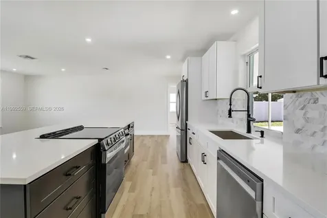 404 Highwood Circle Jupiter FL 33458