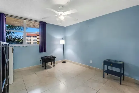 3671 Environ Boulevard Lauderhill FL 33319