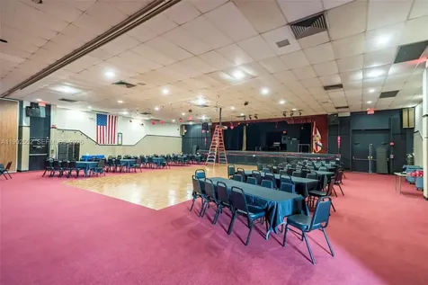 3671 Environ Boulevard Lauderhill FL 33319