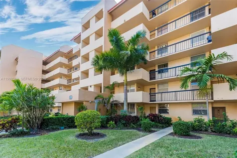 3671 Environ Boulevard Lauderhill FL 33319