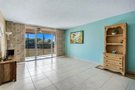 3671 Environ Boulevard Lauderhill FL 33319