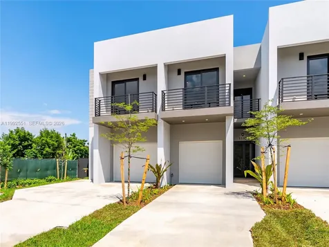 1118 NE 10th Avenue Fort Lauderdale FL 33304