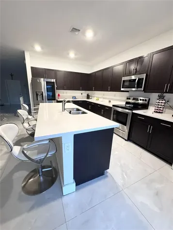 19303 SW 132nd Path Miami FL 33177