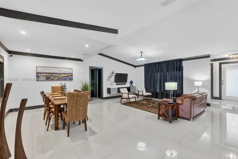 6800 NW 24th Terrace Fort Lauderdale FL 33309