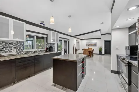 6800 NW 24th Terrace Fort Lauderdale FL 33309