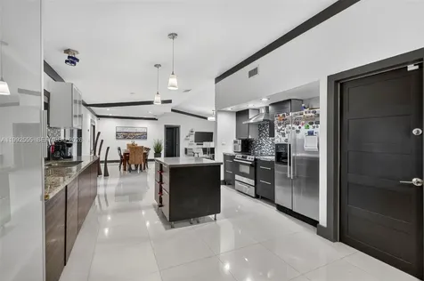 6800 NW 24th Terrace Fort Lauderdale FL 33309