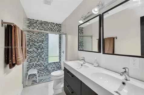 6800 NW 24th Terrace Fort Lauderdale FL 33309