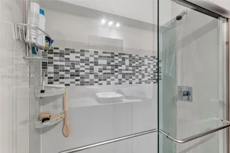 6800 NW 24th Terrace Fort Lauderdale FL 33309