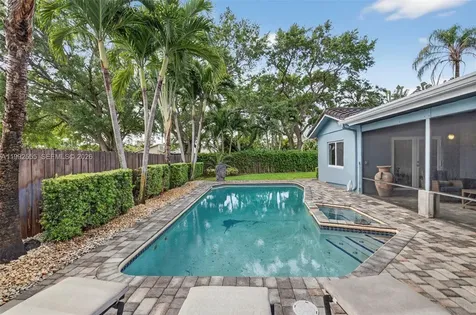 6800 NW 24th Terrace Fort Lauderdale FL 33309