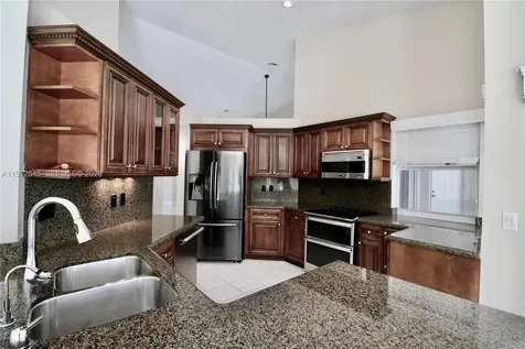 2686 Palmer Place Weston FL 33332