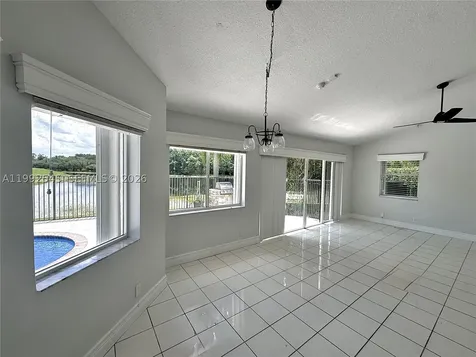 2686 Palmer Place Weston FL 33332