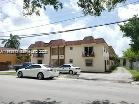 1008 NW 45th Avenue Miami FL 33126