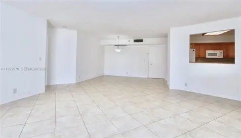 3500 Mystic Pointe Drive Aventura FL 33180