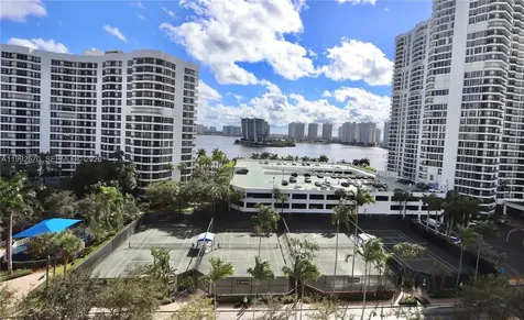 3500 Mystic Pointe Drive Aventura FL 33180