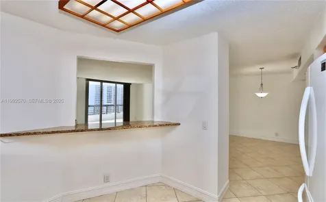 3500 Mystic Pointe Drive Aventura FL 33180