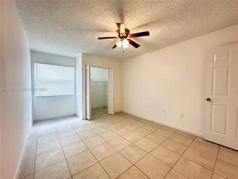481 SW 113th Way Pembroke Pines FL 33025