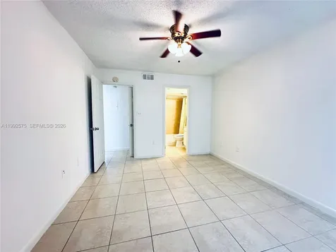 481 SW 113th Way Pembroke Pines FL 33025