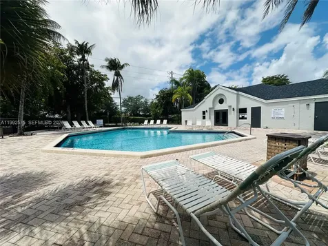 481 SW 113th Way Pembroke Pines FL 33025