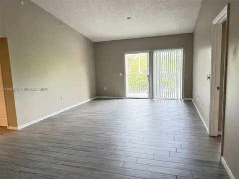 5015 Wiles Road Coconut Creek FL 33073