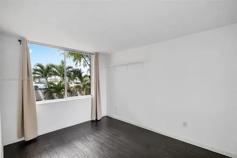 1720 NW N River Drive Miami FL 33125