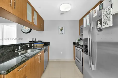601 NE 23rd Street Miami FL 33137